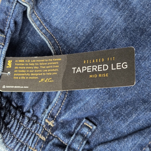 12 M Lee Women's Relaxed Fit Side Waist Elastic Tapered Leg Jeans Mid Rise Blue - Picture 10 of 16